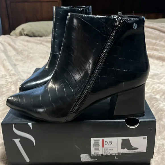 Vera Wang Black heels - Bluebird- 9.5 - Picture 2 of 6